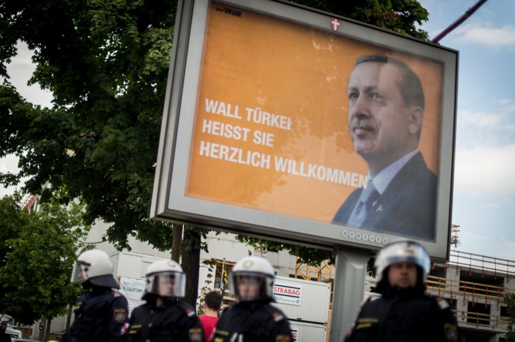 AntiErdoganVienna0016